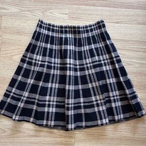 Twik Plaid short pleated-style skirt